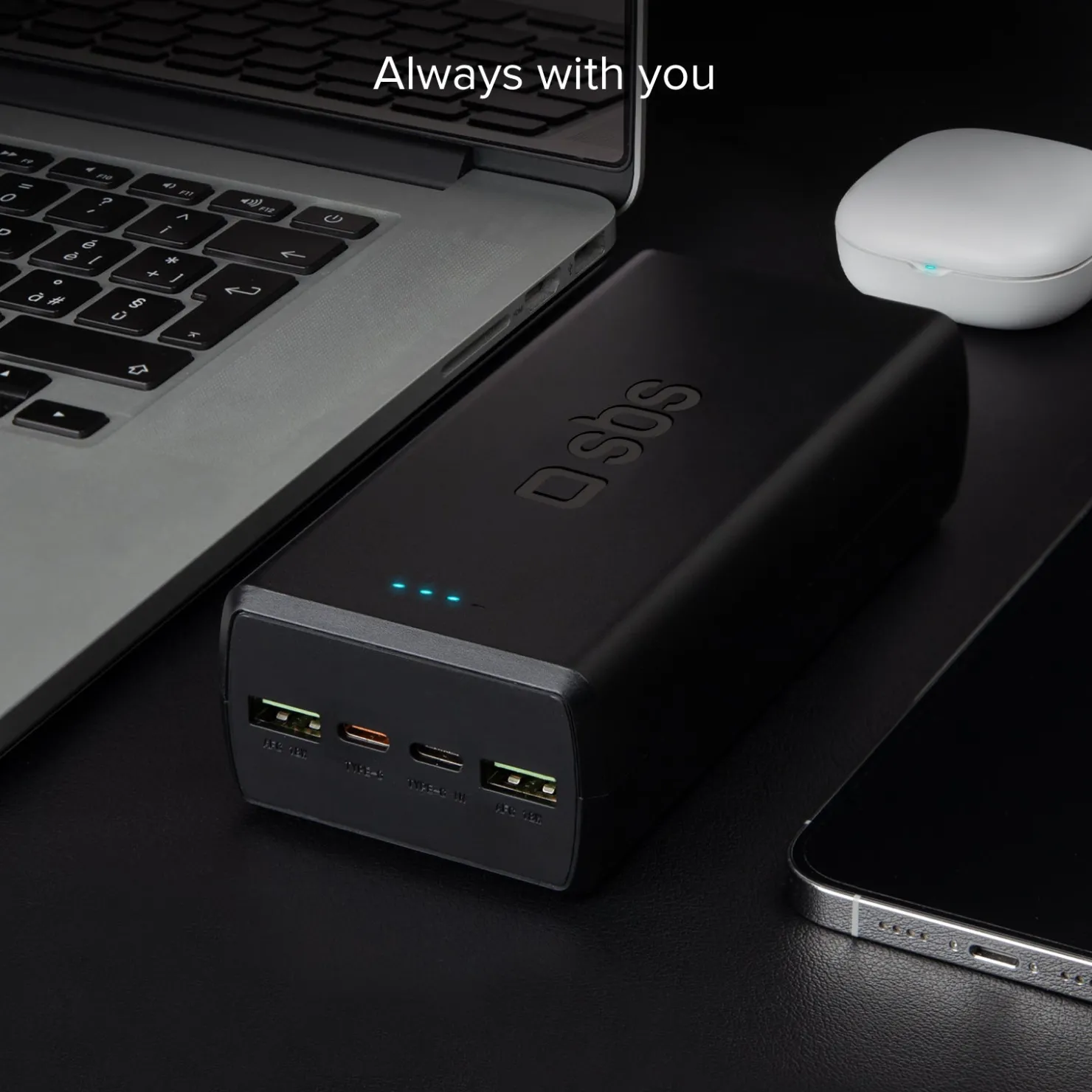 30.000 mAh-Powerbank mit 2 USB-C und 2 USB-A Anschlüssen|SBS Fashion