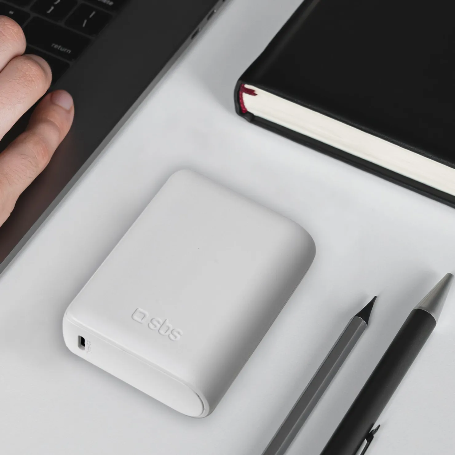 Ultra-kompakte Powerbank mit 10000 mAh|SBS Clearance
